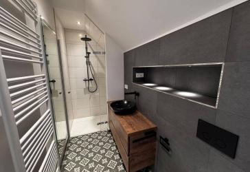Stilvoll wohnen am Knöcklein – moderne 4-Zimmer-Wohnung mit Garten, Terrasse & Wallbox