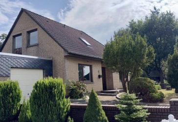 Seltene Gelegenheit in Delmenhorst: 150 m², großer Garten, viel Ausbaupotenzial - provisionsfrei