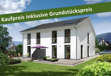 Mit Grundstück: Das schlanke Town & Country Doppelhaus in Esebeck