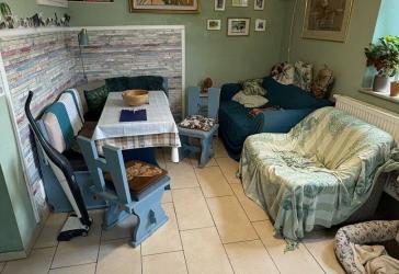 Viel Platz für Ihre Ideen - Charmantes Bauernhaus mit Stallungen und großem Grundstück