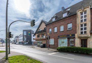 Provisionsfrei: Wohn- und Geschäftshaus in Bockum-Hövel
