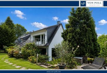 Großzügiges, modernisiertes, einseitig angebautes Einfamilienhaus