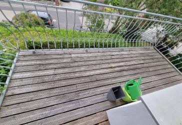 Schöne, helle 5 Zimmerwohnung mit 2 Bädern und Balkon