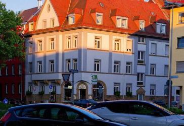 Paket-Angebot: Zwei Studentenwohnheime in Karlsruhe