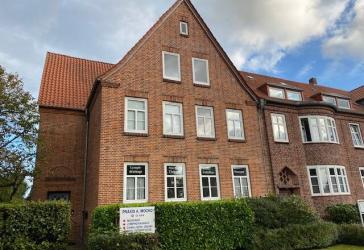 4,0-Zimmer-Wohnung, Bismarckstraße 102, 1. OG ! Bitte bewerben Sie sich online !