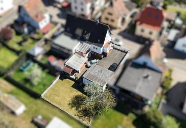 +++Gemütliches Einfamilienhaus mit Panoramablick, Doppelgarage und ebenem, sonnigen Gartengrundstück, sofort verfügbar+++