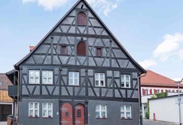 Traumhafte 4 Zimmer Wohnung für Denkmalliebhaber im Centrum von Schwabach