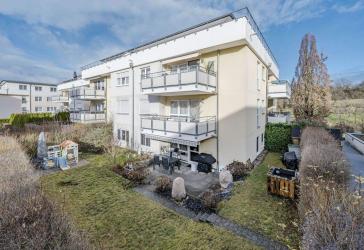 Gehegt und gepflegt: 3,5-Zimmer-Erdgeschosswohnung mit großem Garten