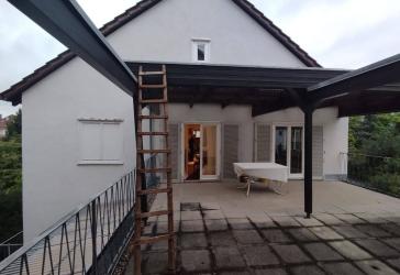 Geräumige 4-Zimmer-Wohnung mit grosser Terrasse , im 2. OG, in Mettingen, zwischen Esslingen und Stuttgart