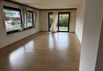 2-Zimmer-Wohnung mit Garten und Stellplatz