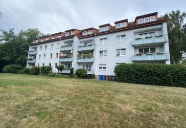 Schöne, helle Eigentumswohnung, 2-ZKBB im Dachgeschoss (provisionsfrei)