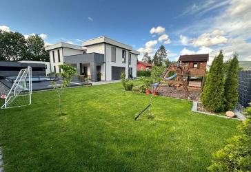Vorschaubild Villa