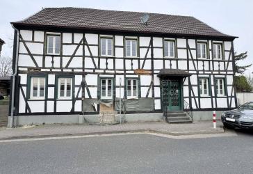 Vorschaubild Mehrfamilienhaus