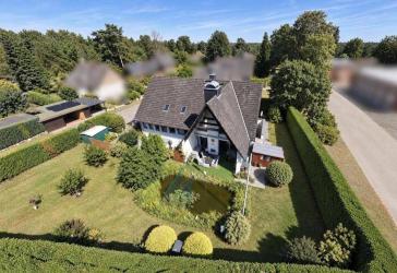 Wohnen in bester Lage - Exklusives 4-Familienhaus in Seenähe und ruhiger Sackgasse