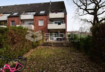 2 Wohnungen + Kellergeschoss mit 5 Räumen, Garten & Stellplatz