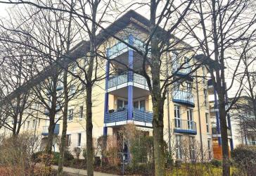 Zwei-Zimmer-Wohnung in guter, zentraler und sehr ruhiger Wohnlage mit Terrasse und Gartenmitbenutzung (vermietet)