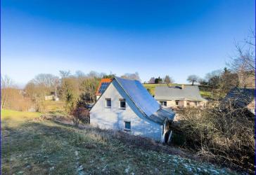 Einfamilienhaus mit Photovoltaik und großem Grundstück in Wendishain