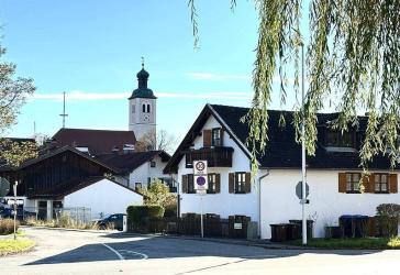 Familienfreundliche, gepfl. 4-ZI-ETW, nahe Starnberger See u. Golfplatz, Garten, Pkw-St.Pl.