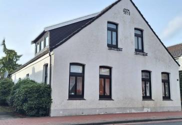 Charmantes sanierungsbedürftiges Haus im Zentrum von Weener