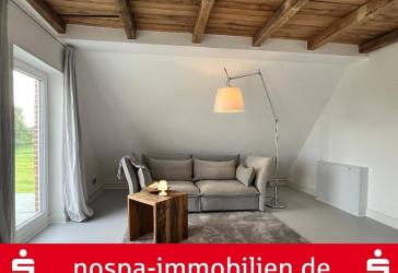 Wohnqualität auf ganzer Linie - Kernsaniertes Wohnhaus mit großzügigen Außenbereichen