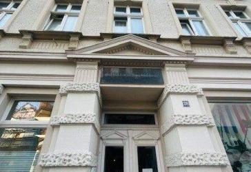Geräumige 3 Raum Dachgeschosswohnung mit Fahrstuhl, im Zentrum von Bautzen