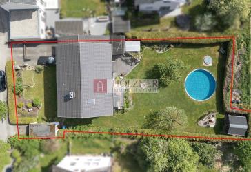 Auloh: Zweifamilienhaus auf großem Grundstück - Teilung & Neubau möglich