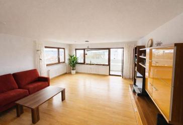Schöne 4- Zimmerwohnung im 6.OG in Konstanz-Petershausen