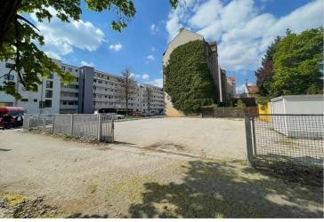 Vielseitig nutzbare Gewerbefläche / Fahrzeugabstellfläche mit ca. 606 m² in Fürth (90763) zu vermieten