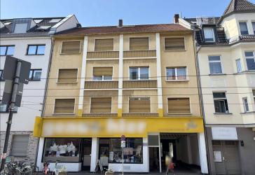 Attraktives Wohn- und Geschäftshaus in sehr guter Lage von Köln-Sülz