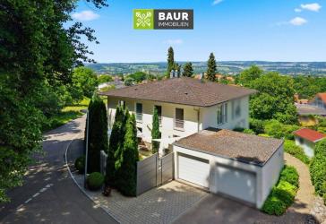 360° | Doppelhaushälfte mit Einliegerwohnung in Aussichtslage von Weingarten - Top-Zustand!