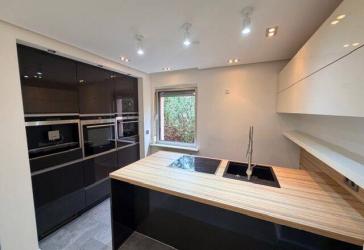 Modernisierte Doppelhaushälfte in guter, ruhiger Wohnlage, 90537 Feucht