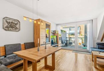 Sympathisch - praktisch - gut: Moderne 4-Zimmer-Wohnung mit zwei Balkonen