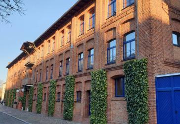 Moderne Büroräume in altem Speicher