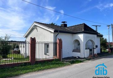 Grundsanierter ländlicher Bungalow