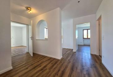 Großzügige 4,5-Zimmer-Wohnung in der Ortsmitte Ottobrunn