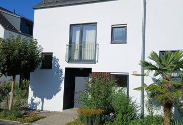 Vorschaubild Reihenendhaus