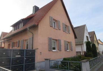 EFH mit Garten und Garage