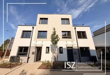 Bezugsfertige Neubau Doppelhaushälfte mit 6 Zimmern und Dachterrasse in Schwabach