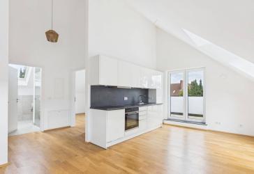 Großzügiges und modernes Wohnen: 2-Zimmer-Wohnung mit Einbauküche und eigenem Balkon