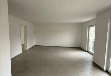 Moderne 2 ZKB Wohnung im 2. OG eines Neubaus mit 2 Balkonen