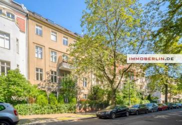 IMMOBERLIN.DE - Immobilienpaket in Toplage! Charmante Altbauwohnungen, u.a. mit Südwestterrasse