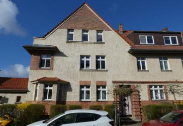 Charmante Wohnung im denkmalgeschützten Gebäude im Herzen von Hennigsdorf!
