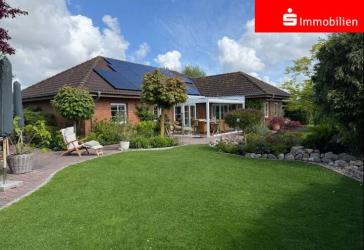 Gehobener Bungalow mit exklusivem Garten und moderner Solartechnik