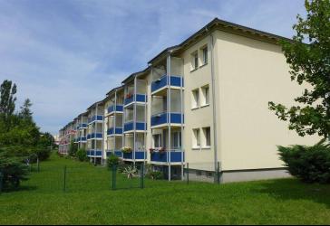Renovierte 3-RW mit Balkon, Wanne & Dusche
