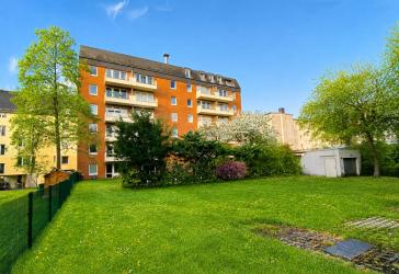 Vermietete 1-Zimmer-Wohnung mit Balkon und Außenstellplatz im beliebten Komponistenviertel