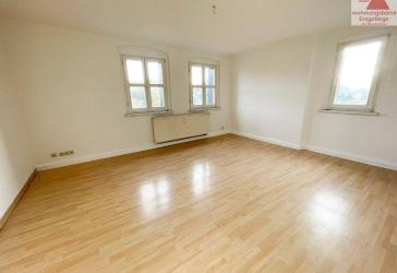 3-Raum-Wohnung in Schwarzenberg zu vermieten. Auf Wunsch mit Einbauküche!