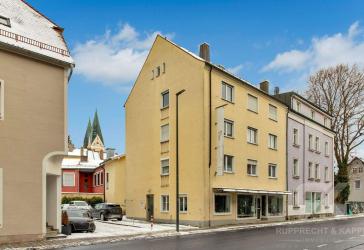 Lukratives Mehrfamilienhaus mit Gewerbeeinheit im Herzen von Weiden - voll vermietet