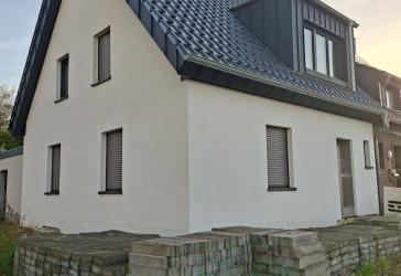 Modernisierte Doppelhaushälfte mit viel Potenzial – eigene Wohnideen noch verwirklichen