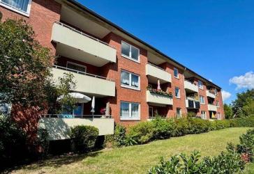 Familienfreundliche 4- Zimmerwohnung - sucht Sie !
