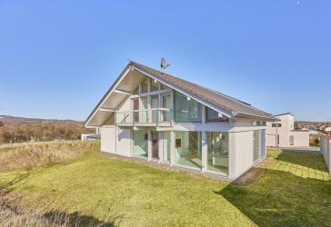 Design trifft Naturidylle - Exklusives Wohnen mit unverbaubarem Weitblick